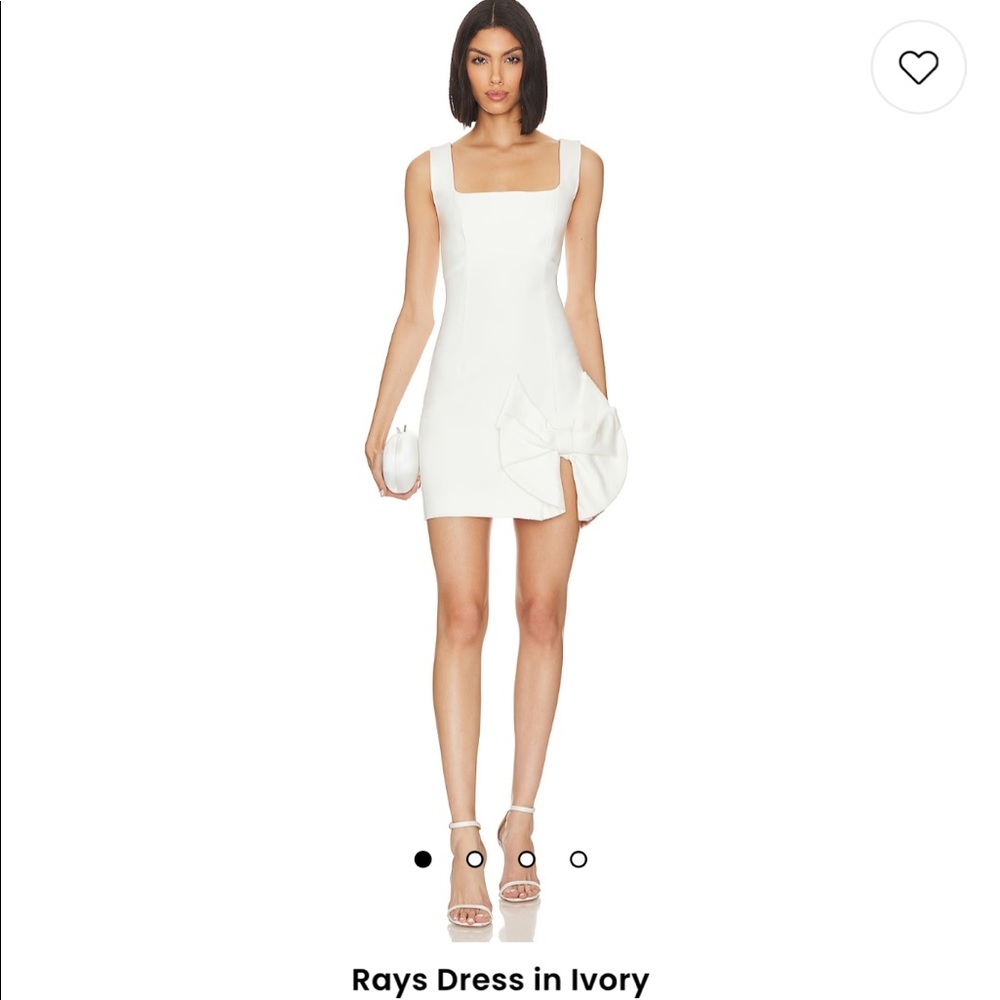 Elliatt mini dress w/bow .